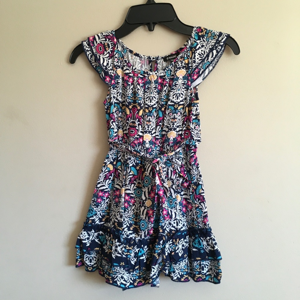 Zunie  Little Girl Sleeveless Floral Dress size 4.